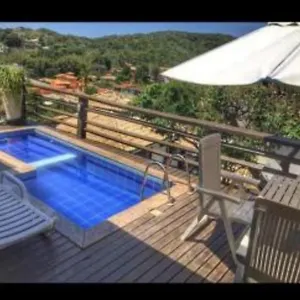 casa-em-geriba-com-piscina-e-vista-para-o-mar.cabofriohotels.org/