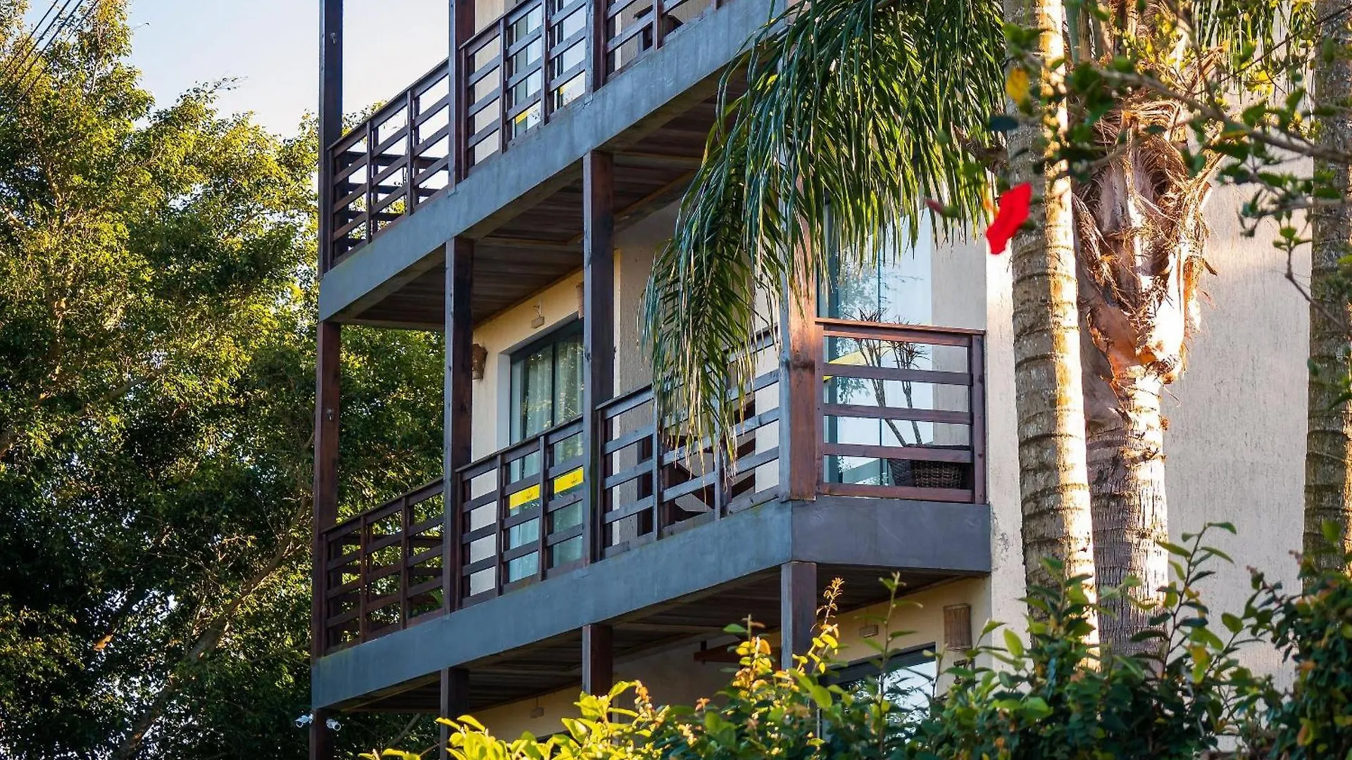 Apartamento Lugar Ao Sol - Flats - Praia Do Rosa - Sc Brasil